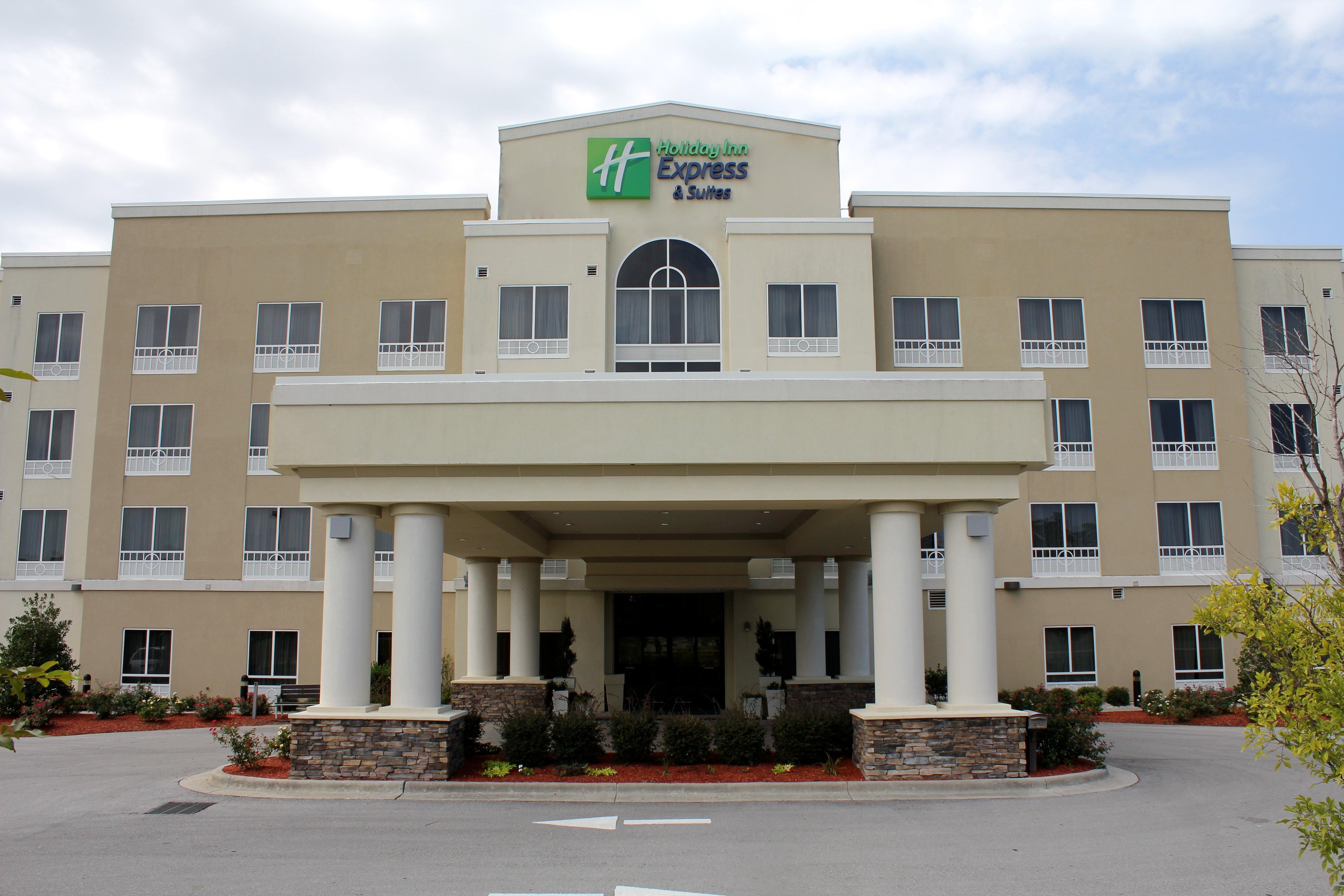 Holiday Inn Express & Suites Havelock Northwest New Bern By Ihg Extérieur photo